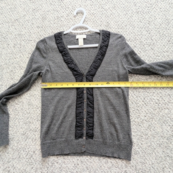 Tweeds Women's (Petite Large) Merino Wool V-Neck Button Up Sweater/Cardigan - Picture 5 of 10